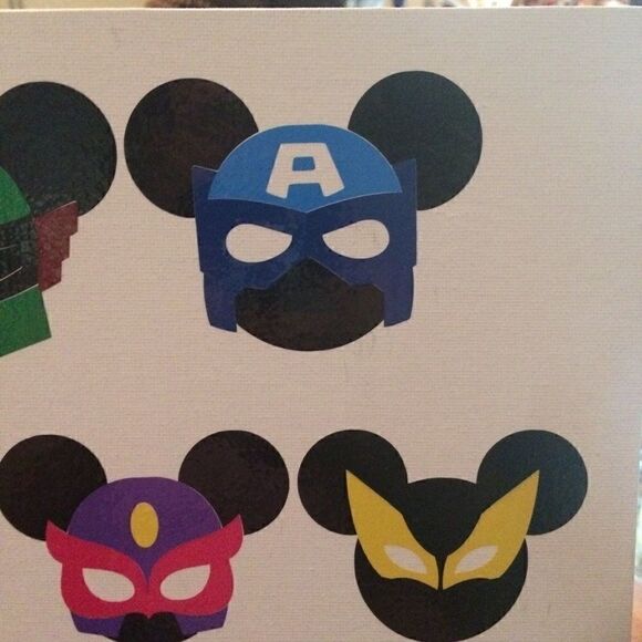 Mickey Mouse heads as various super hero’s - Picture 3 of 7